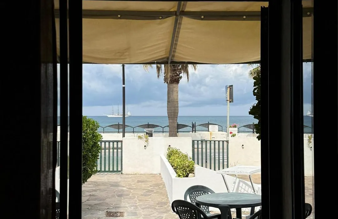 B&B Il Colore del mare-1