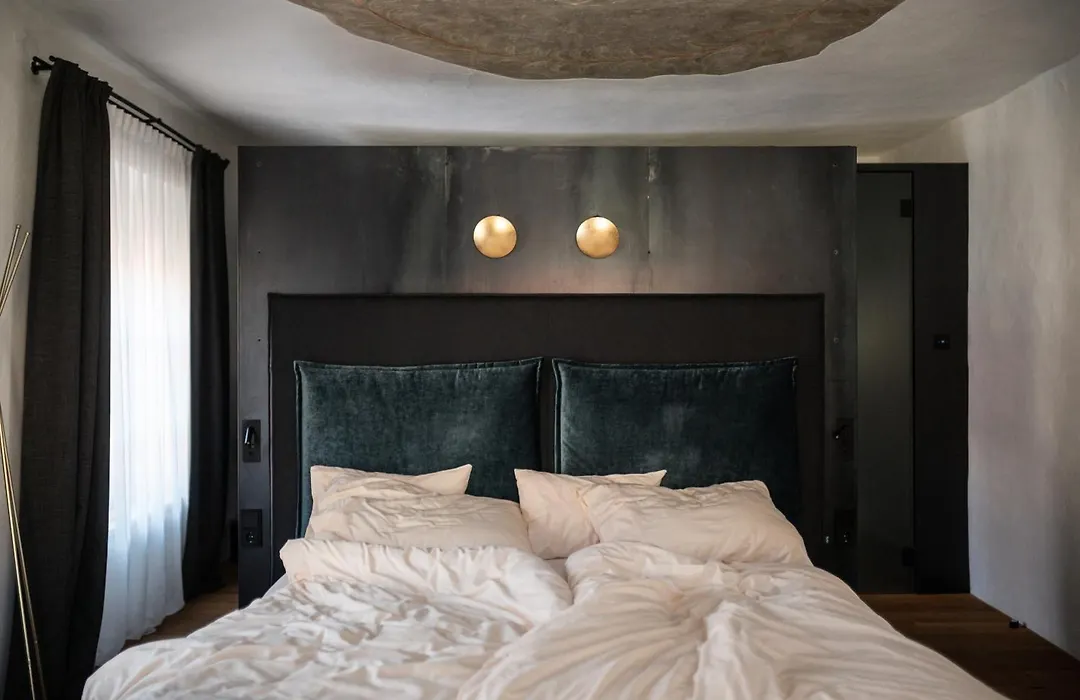 Flurin Suites-1