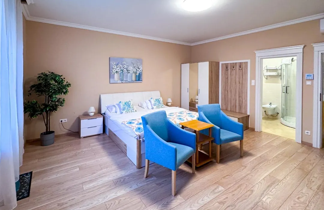 Camille Apartmanhouse-1