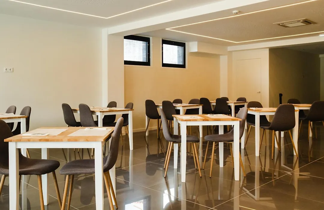 Gaivota Guest House-1