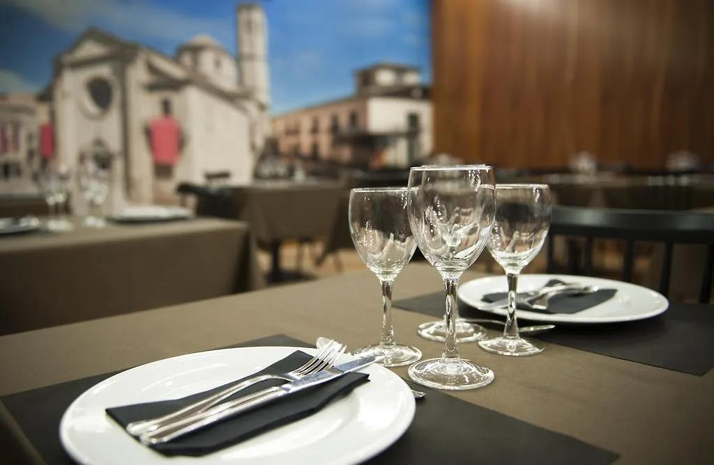 Hotel Ciutat De Tarrega-1