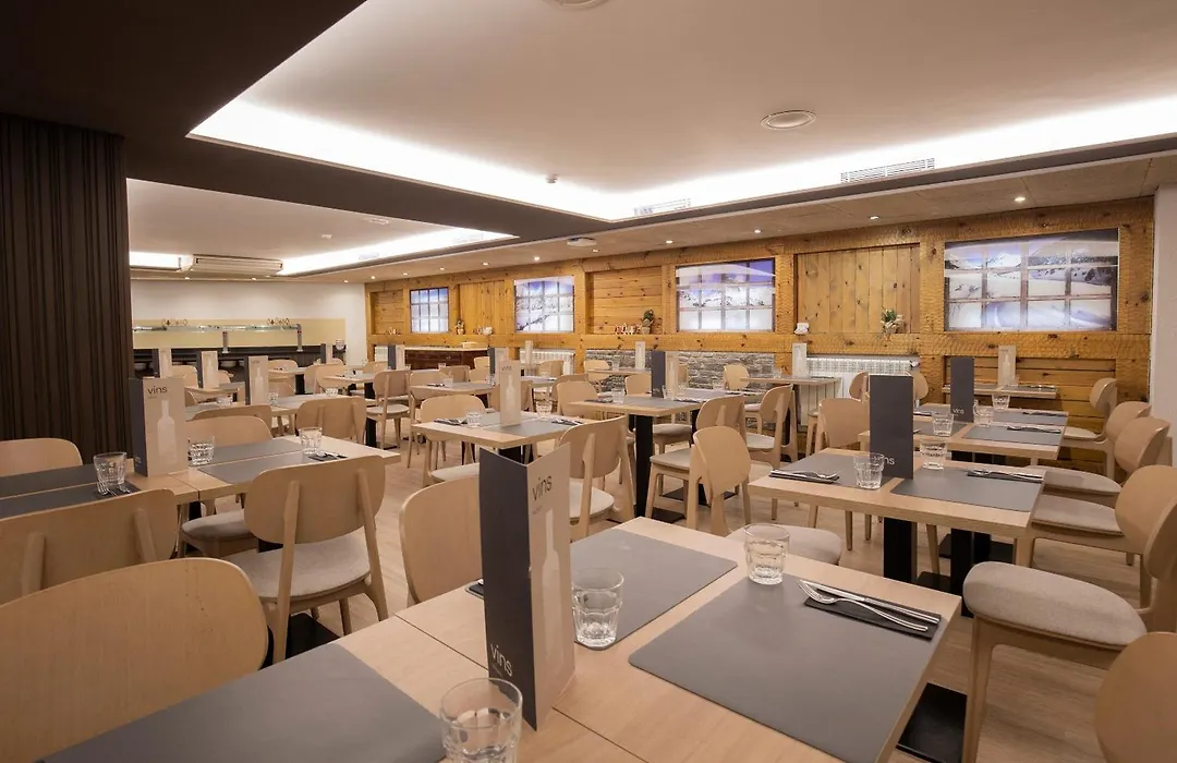 Hotel Magic Pas By Nexta-1
