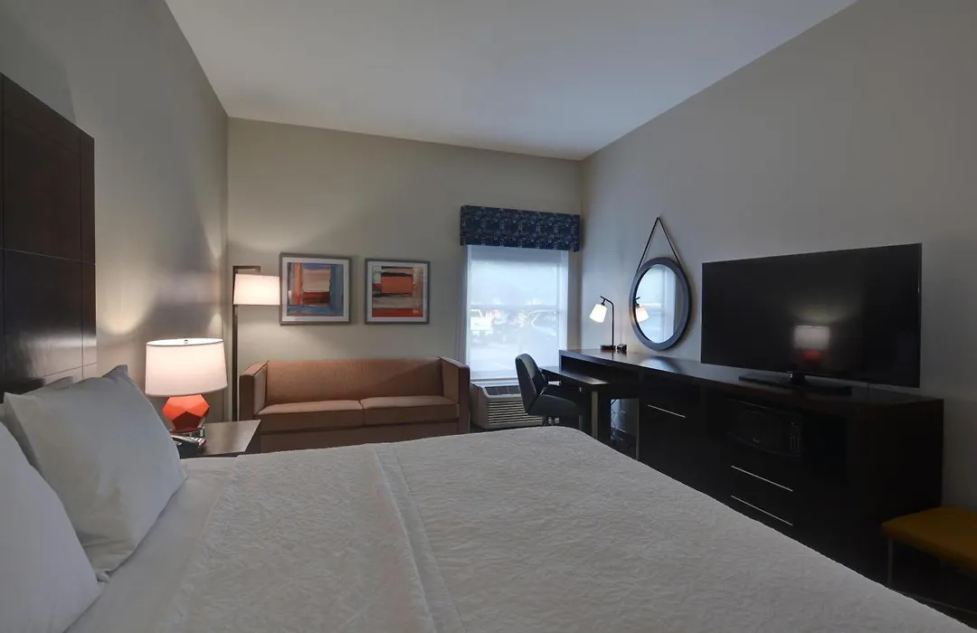 Hampton Inn Greenwood-1