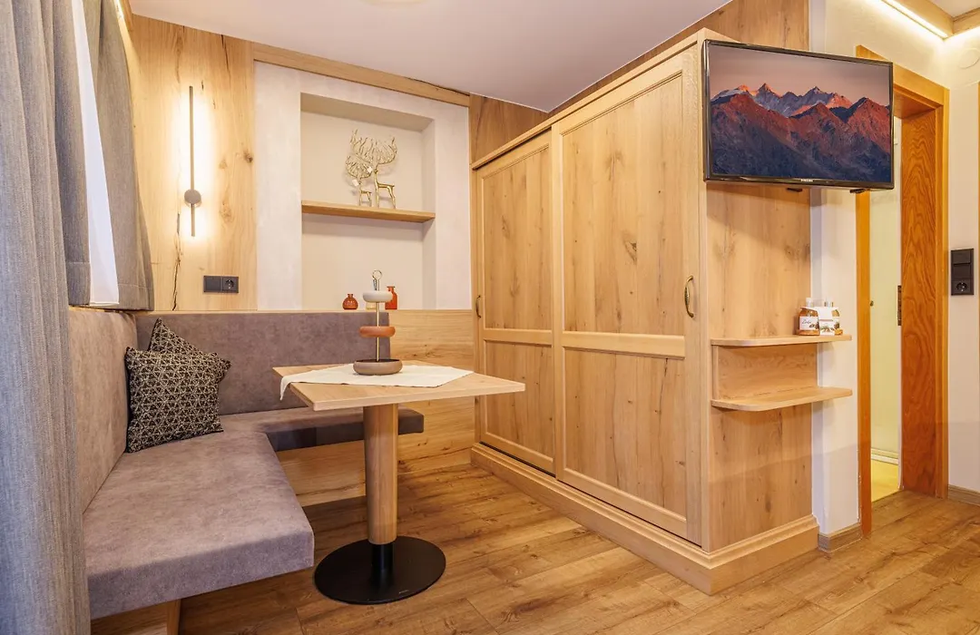 Hotel Laendenhof Superior-1