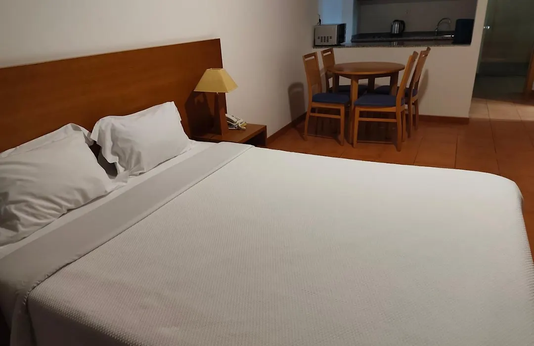Apartamentos Turísticos Vila Praia-1