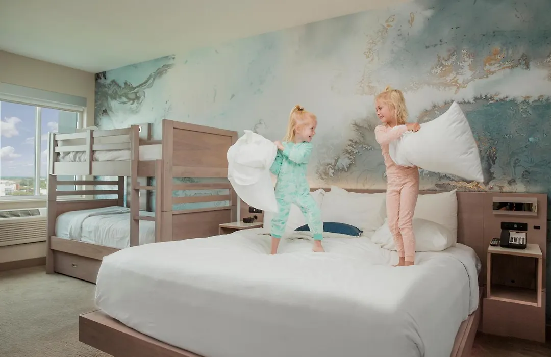 Anaheim Resort Suites-1
