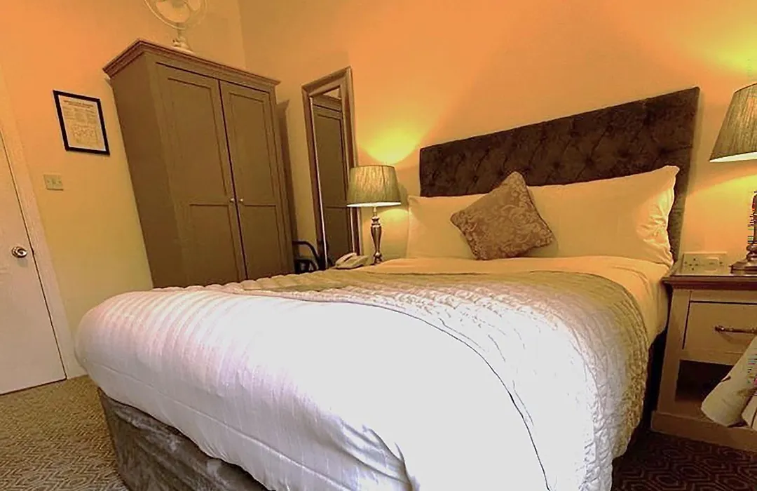 Waterloo Lodge-1