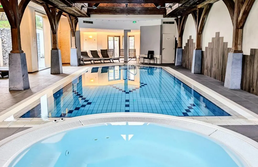 Logis Hotel Le Parc&Spa-1