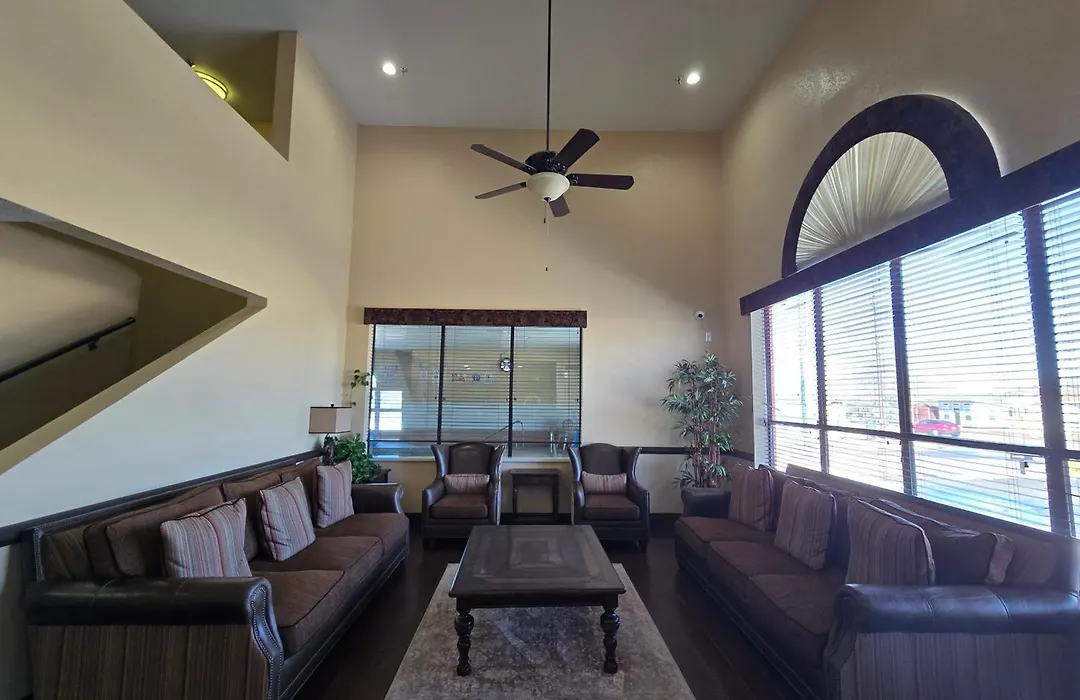 Howard Johnson By Wyndham Williams-1