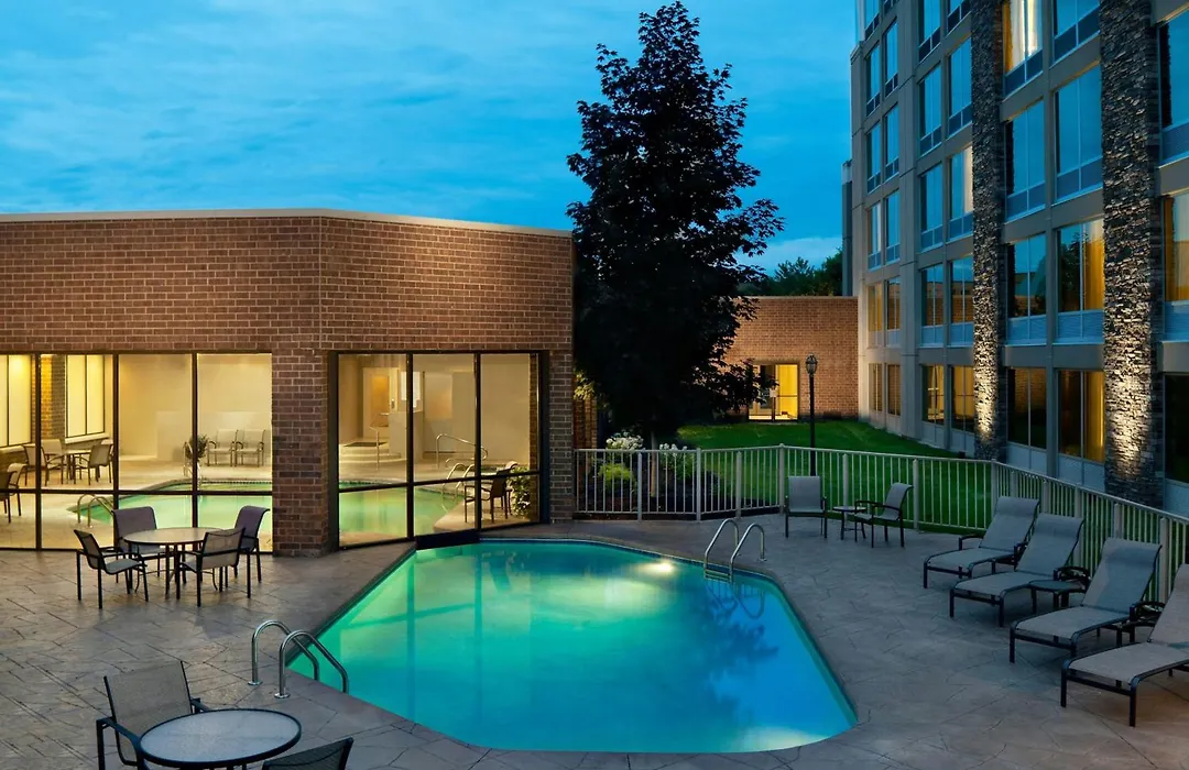 Sheraton Ann Arbor Hotel-1