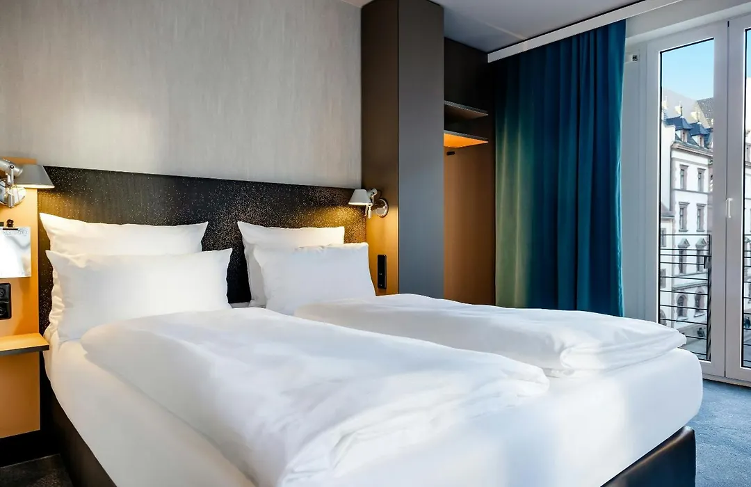 Motel One Leipzig-Nikolaikirche-1