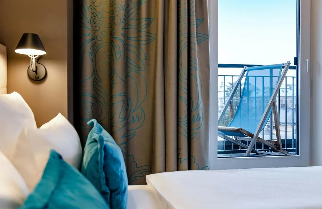 Motel One Dresden-Palaisplatz-1