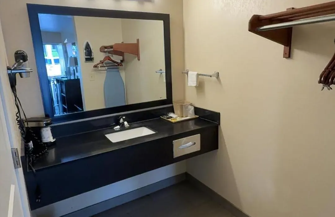 Garden Inn & Suites Little Rock-1