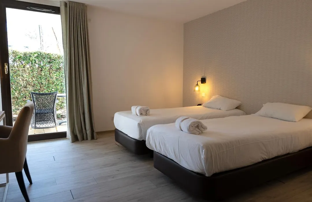 Hôtel Les Muses-1