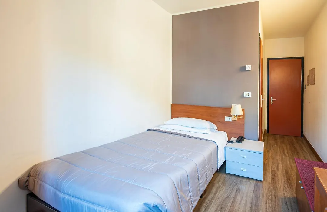 Hotel Albatros-1