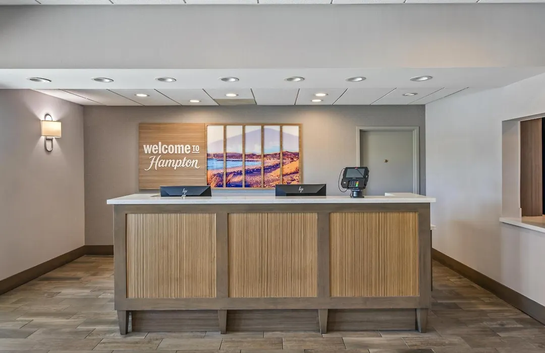 Hampton Inn Channel Islands Harbor-1
