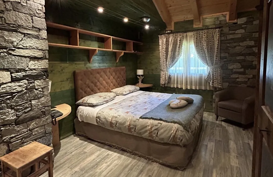 Hotel Letterario Locanda Collomb-1