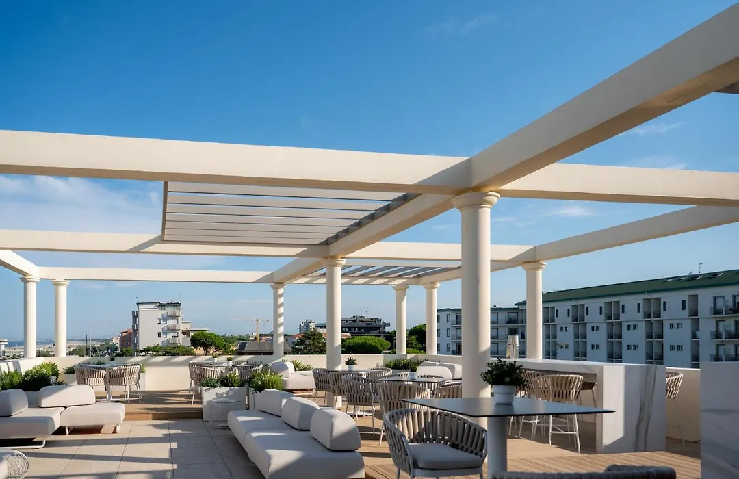Hotel Riviera-1