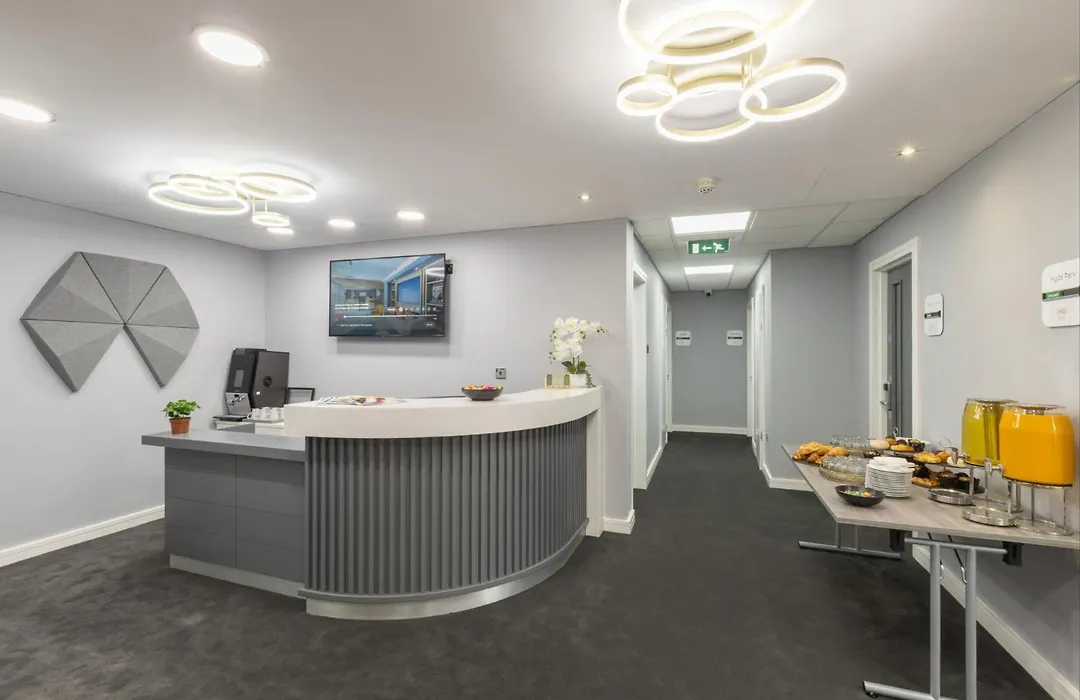 Holiday Inn Express London Croydon By Ihg-1