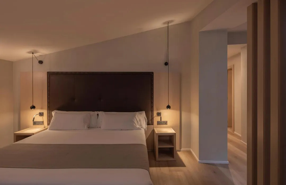 Gran Hotel Barcino 4 Sup-1