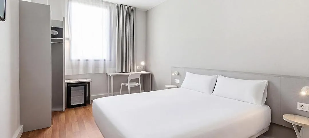 B&B HOTEL Barcelona Mataro-1