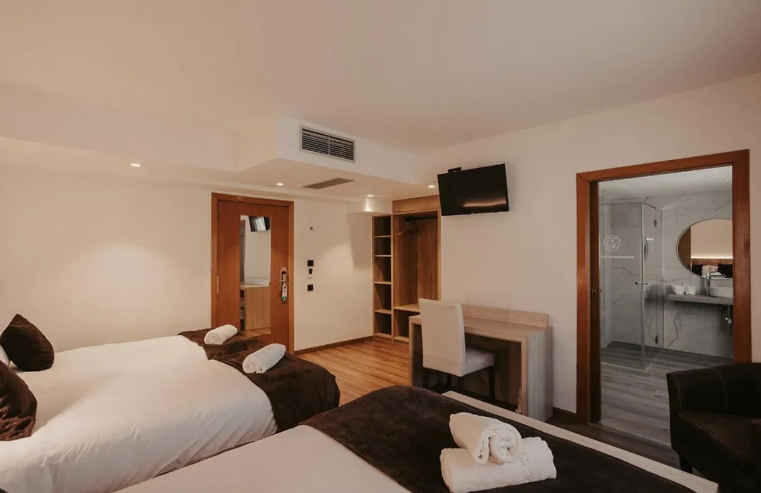 La Trobada Hotel Sport-1
