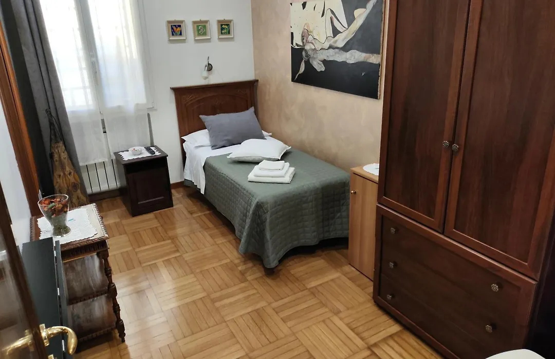 Bed & Breakfast Centrale-1