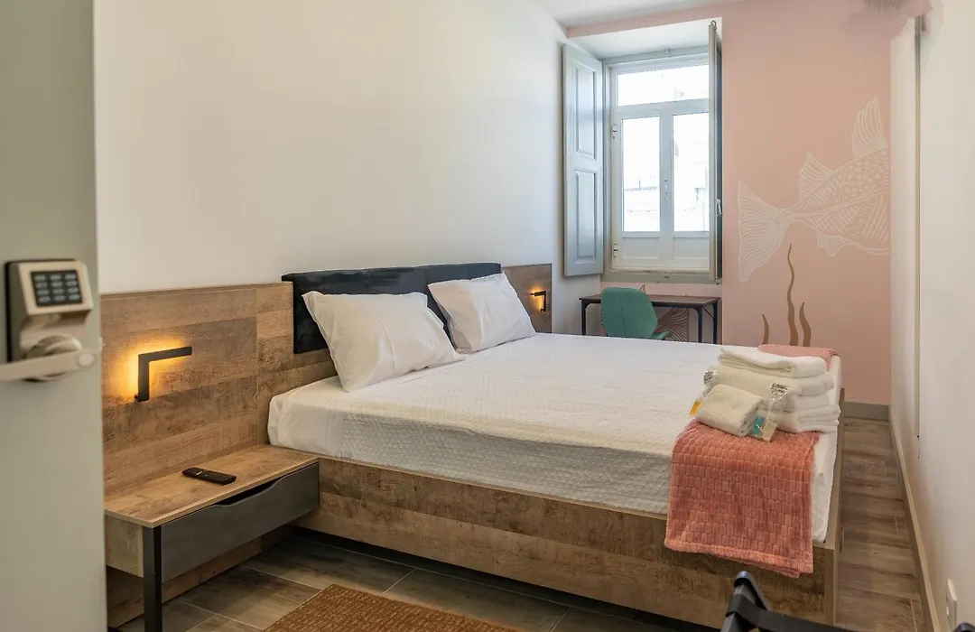 Leevin Stay Guesthouse-1