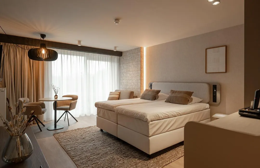 Landhotel Heuvelzicht-1
