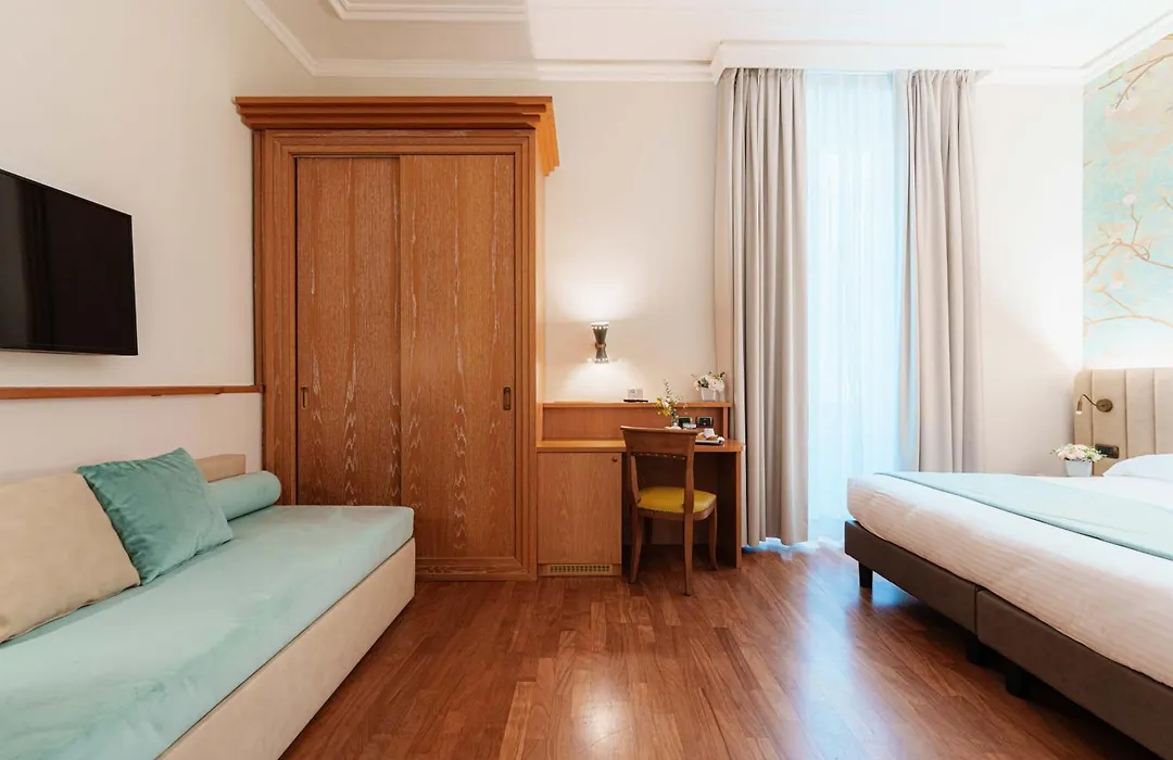 Lolli Palace Hotel-1