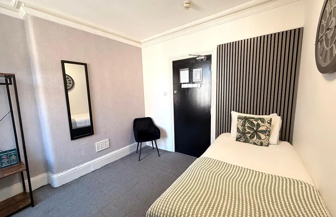 Mitre Hotel Manchester City Centre-1