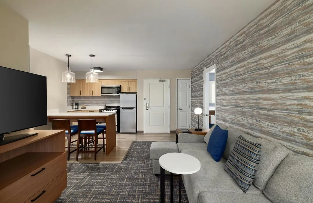 Residence Inn Indianapolis Airport-1