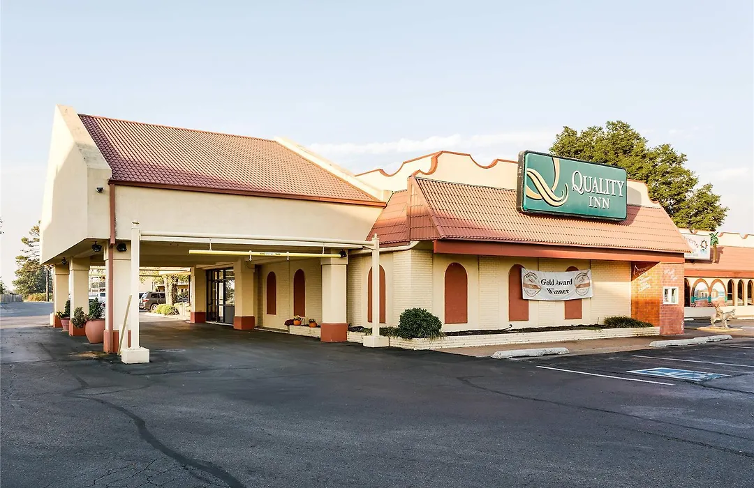 Quality Inn-1