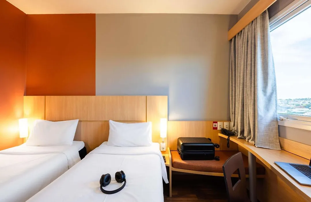ibis Ourinhos-1