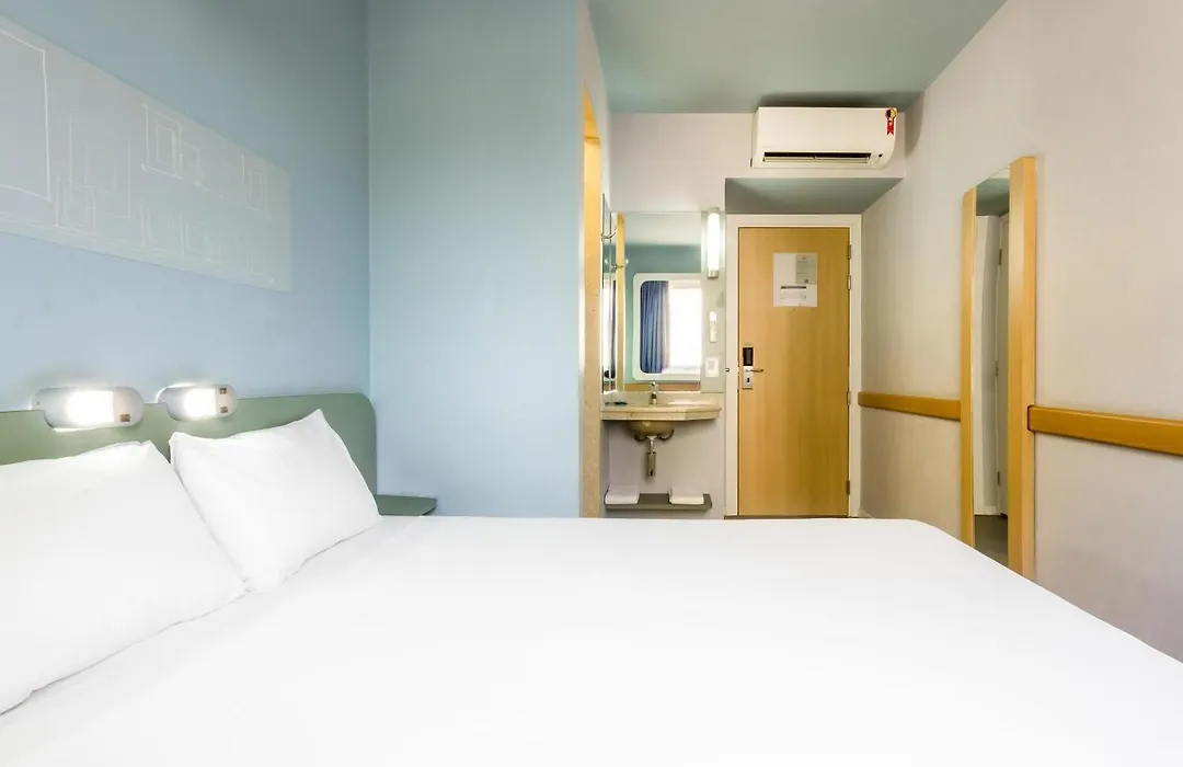 Ibis Budget Araraquara-1