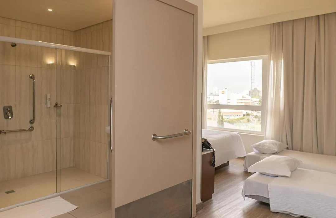 ibis Styles Curitiba Aeroporto-1