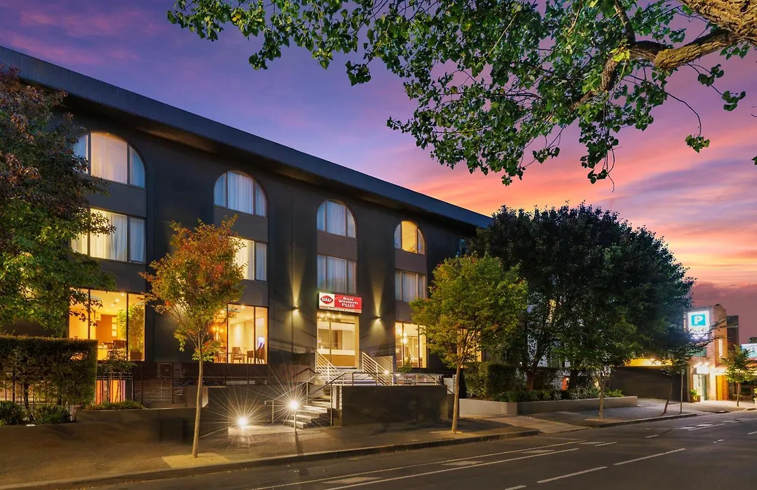Best Western Plus Travel Inn-1
