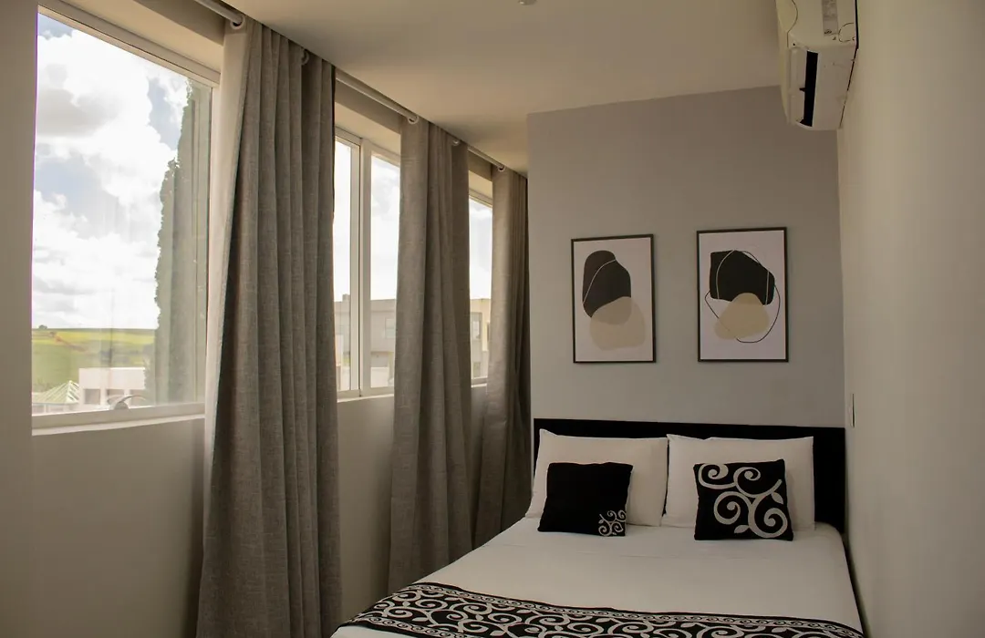 Compacto Hotel Alphaville Campinas-1