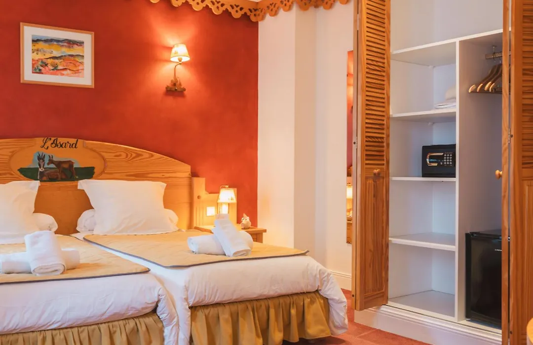 Hôtel Le Bois Joli-1