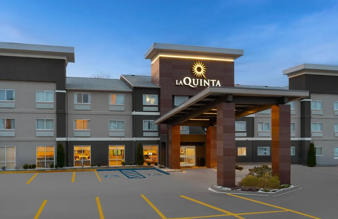 La Quinta By Wyndham Fayetteville-1