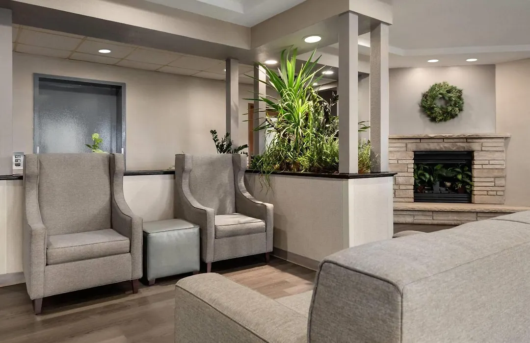 Baymont By Wyndham Rockford-1