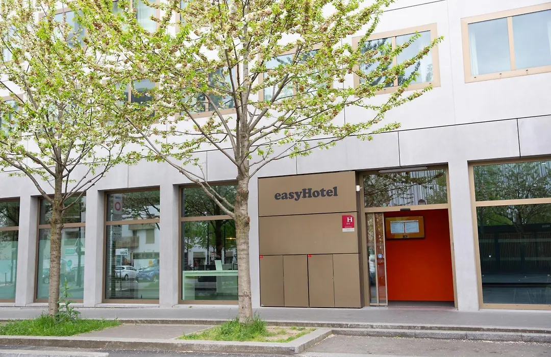 Easyhotel Paris Nord Aubervilliers-1