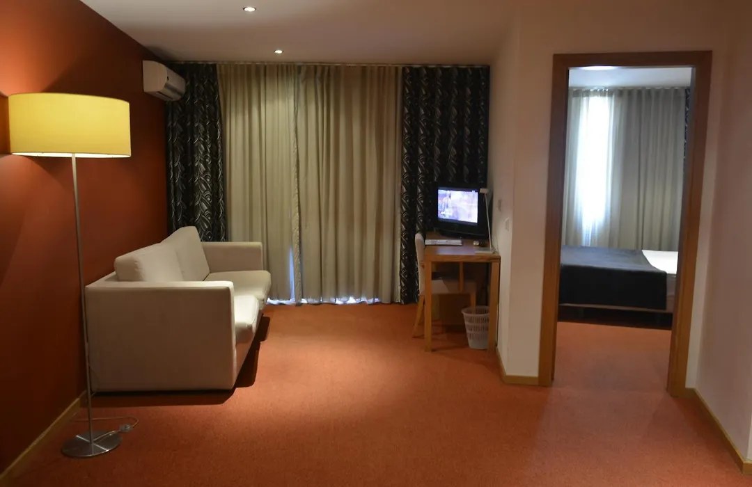 Paredes Hotel Apartamento-1