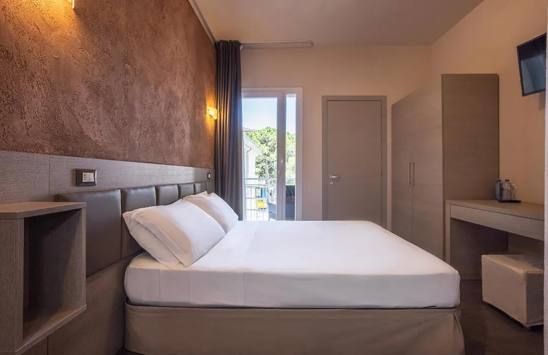 Hotel Helvetia-1