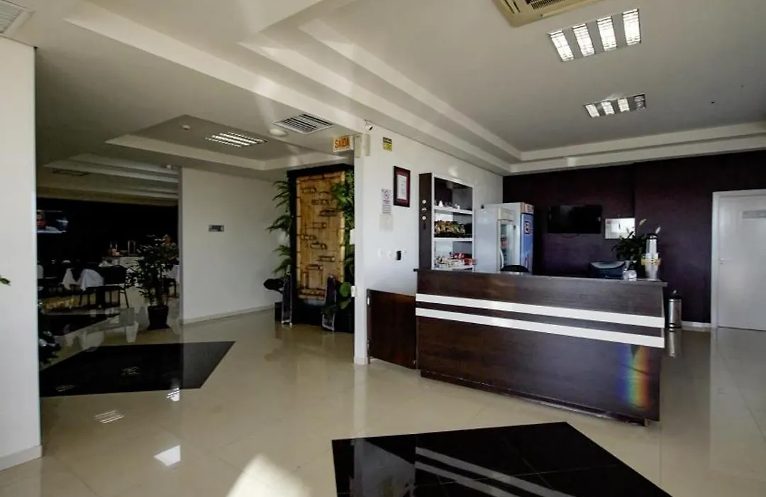 Lh Plaza Hotel-1