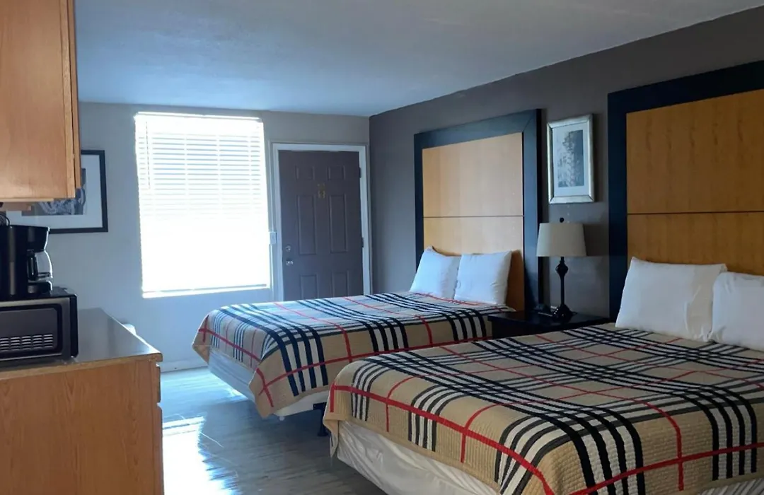 Apm Inn & Suites-1