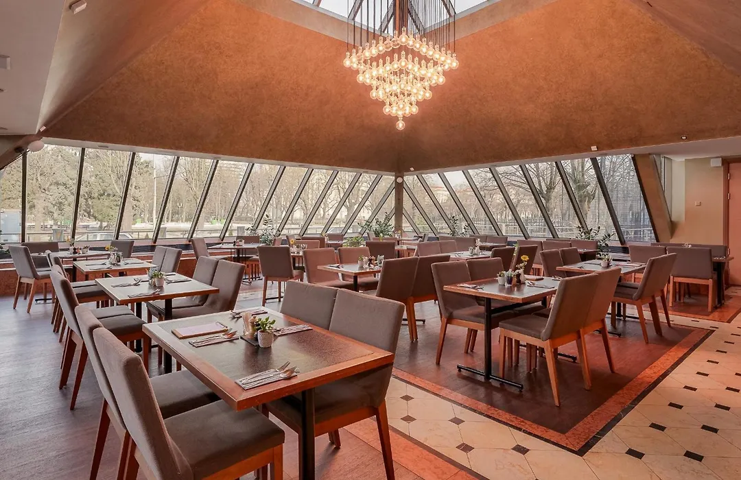 Radisson Blu Ridzene Hotel, Riga-1