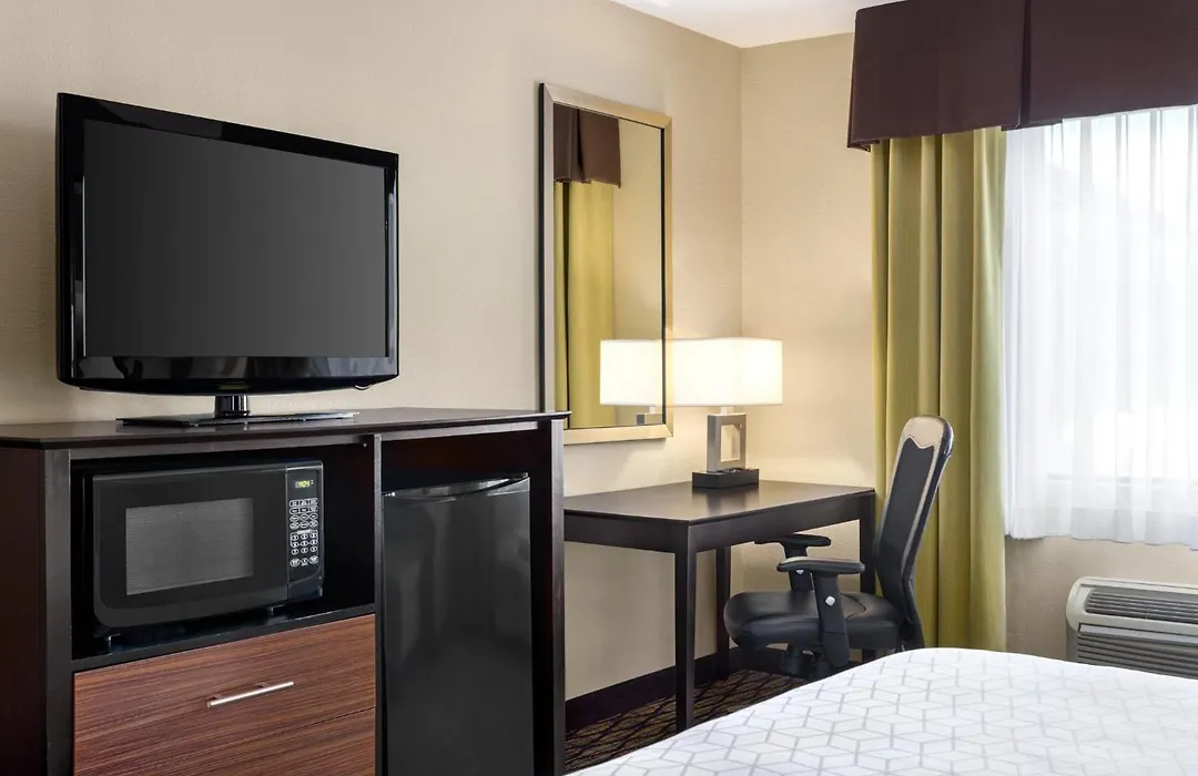 Holiday Inn Express Hotel & Suites Edmond By Ihg-1