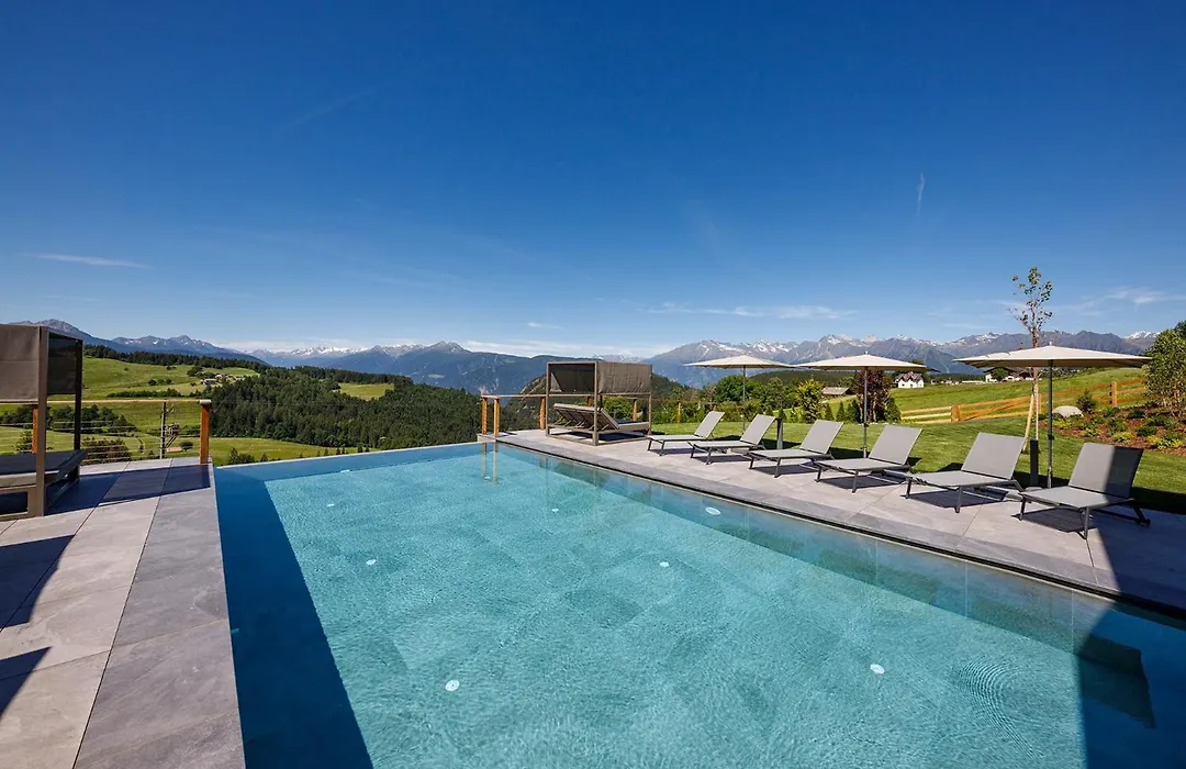 Hotel Avelina-1