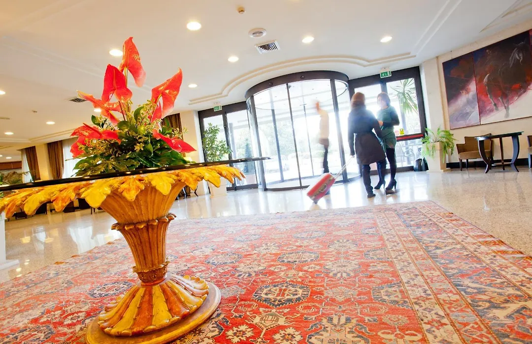 Perugia Plaza Hotel-1